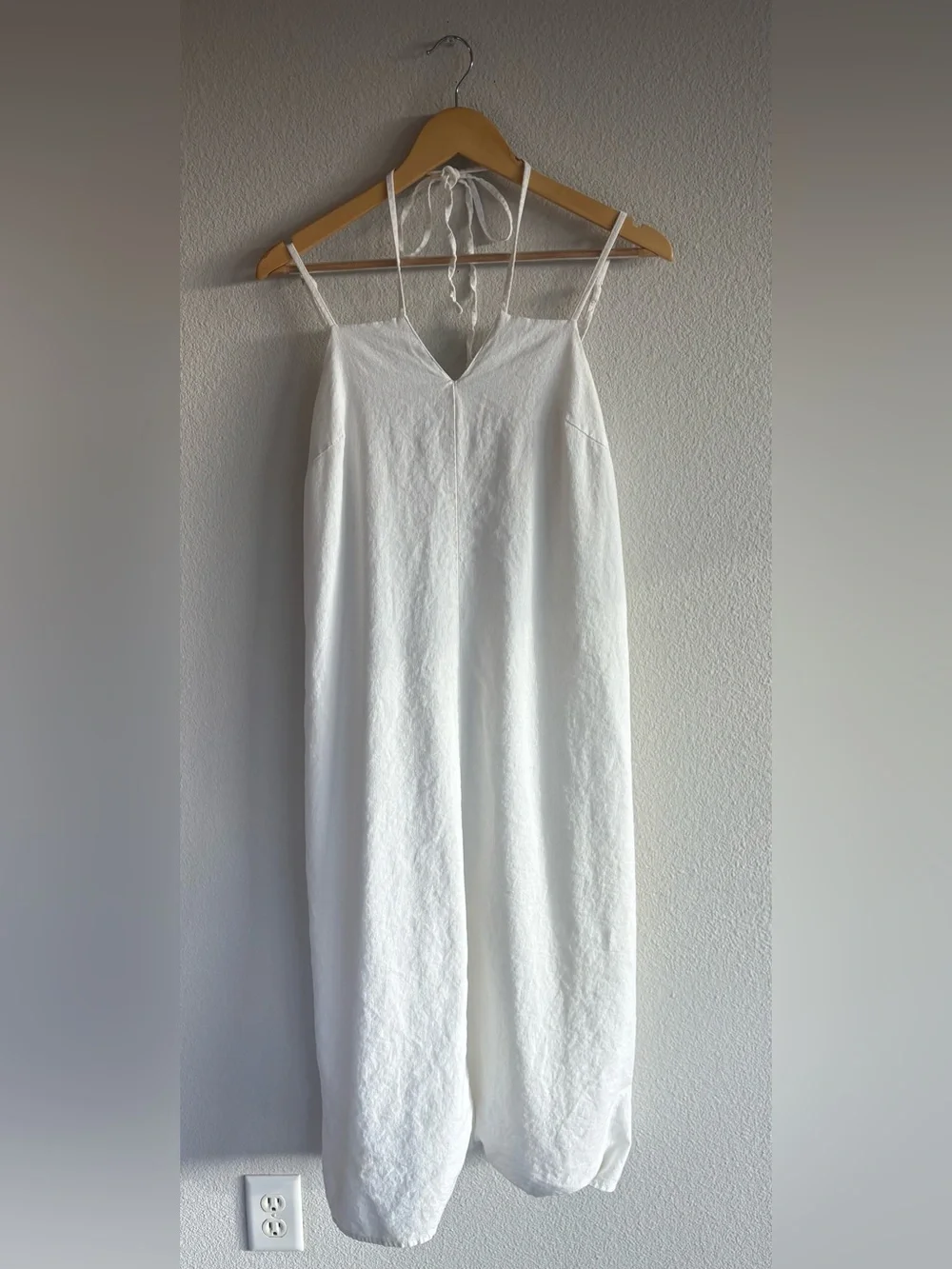 White Linen Summer Dress V-Neck Spaghetti Strap
